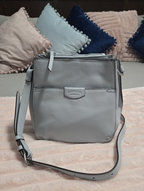 American Leather Co. Cindy Leather Triple Entry Crossbody - Picture 13 of 14